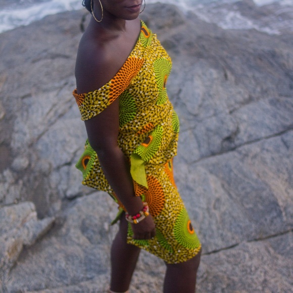 Top Only - African Ankara Woman Peplum Top - Picture 8 of 8